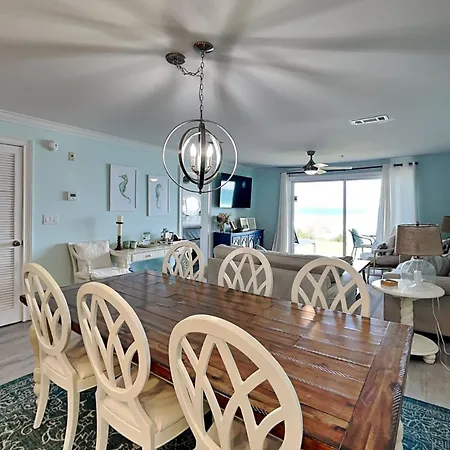 Stunning Home In Destin With Outdoor Swimming Pool And 3 Bedrooms